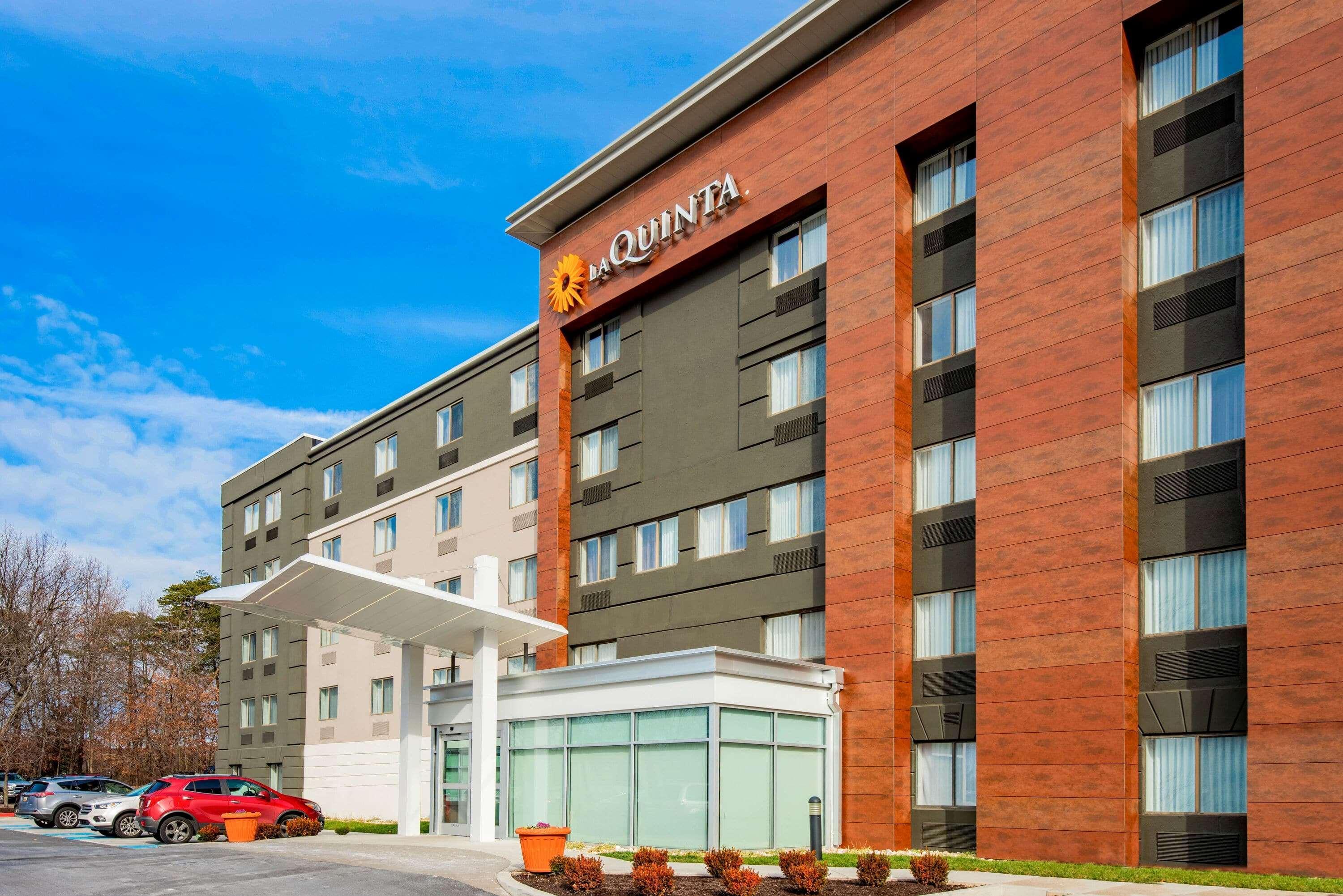 La Quinta By Wyndham Baltimore BWI Airport Линтикам Экстерьер фото